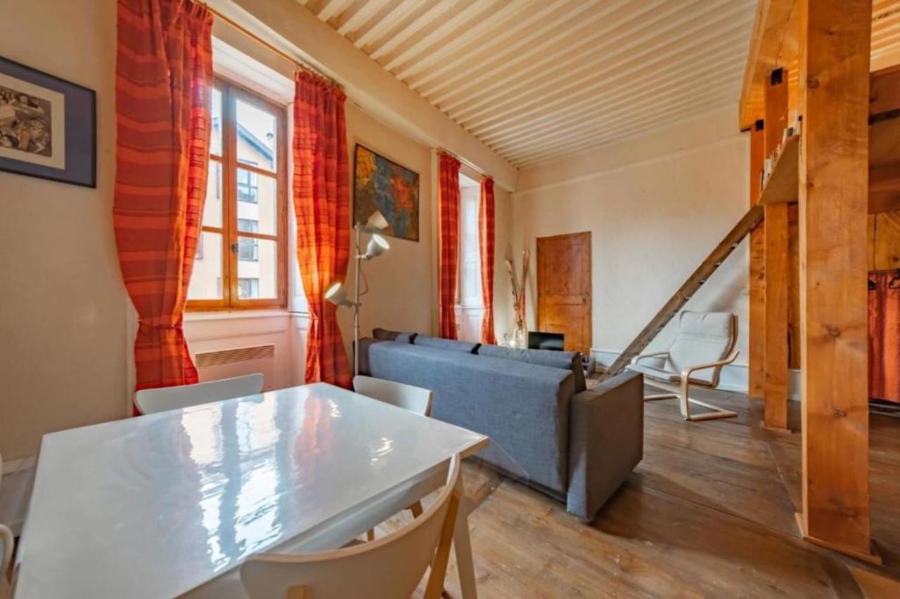 Apartment Classified 2 Stars In The Heart Of The Historic Center Of Annecy Exterior photo